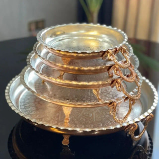 سینی و دیس گرد مسی پایه دار طرحدار گوشواره ای.سایز 4 قطر 34 سانت(یک عددی)