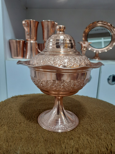 شکلات خوری درب دار مسی گل برجسته رز قطر ۱۸