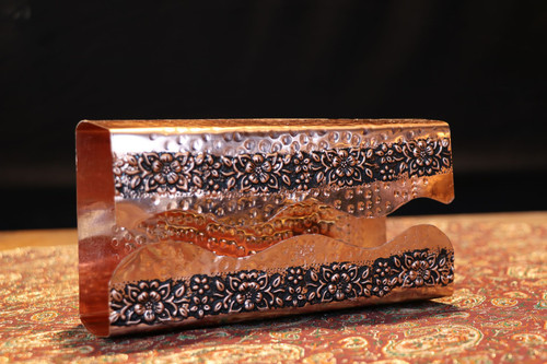 جا دستمالی مسی گلبرگ سیاه قلم طول ۲۱