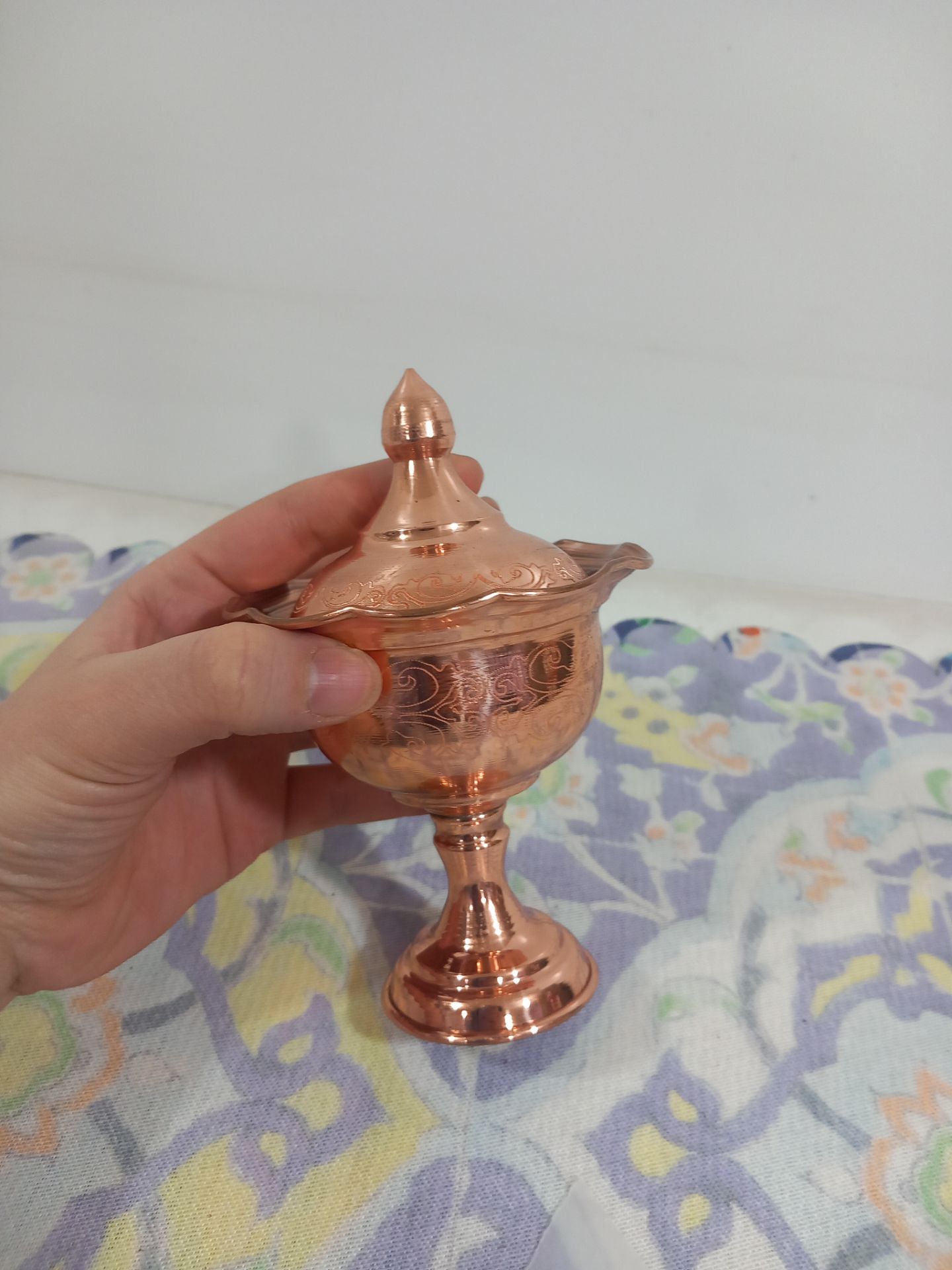 قندان مسی پایه دار لاله لیزری طرحدار قطر ۷ ارتفاع ۱۴