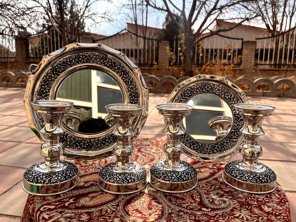 آینه و  شمعدان مسی کروم  گلبرگ سایز ۱ سیاه قلم گل برجسته